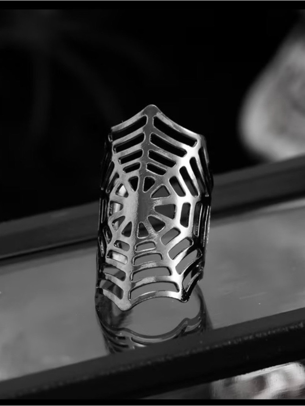 Silver Spiderweb 🕸️ Ear Cuff - Picture 3 of 4